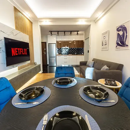 Polis Luxury 4 Athens