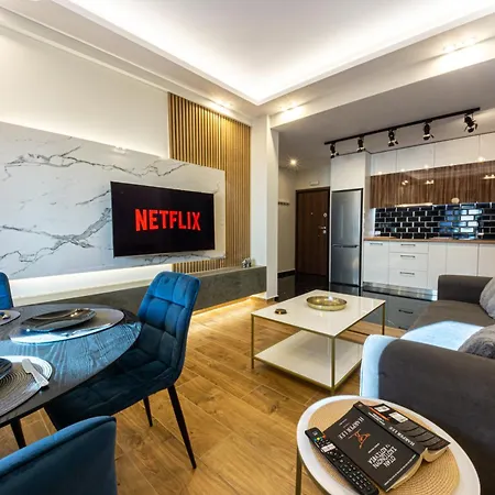 Polis Luxury 4 * Athens